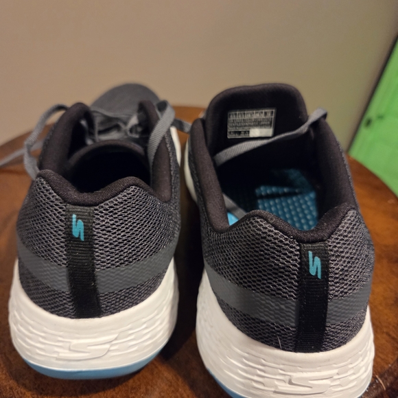 Skechers Go Walk Cool Sneakers - Picture 4 of 6